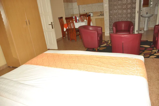 جناح استوديو تنفيذي بسرير كينج، Eureka Place Hotel 3/3