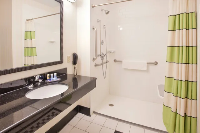 غرفة بسرير كينج، Fairfield Inn And Suites Grand Island 3/3