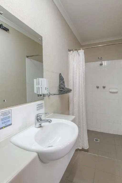 فيلا مزدوجة بسرير كوين، Desert Palms Alice Springs 5/6