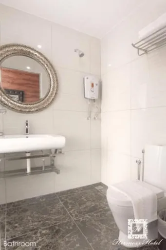 غرفة سوبيريور بسرير كينج للمدخنين، Hermess Hotel 2/2