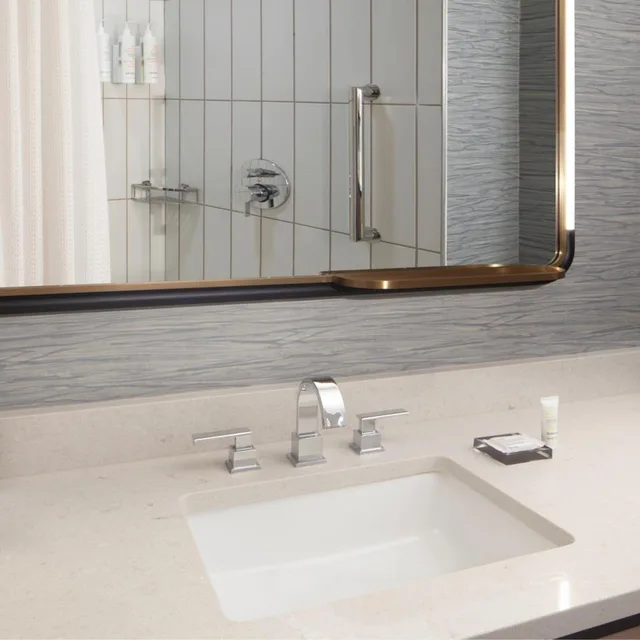 Wellness, 2 Queen Beds، Houston Marriott Sugar Land 3/4