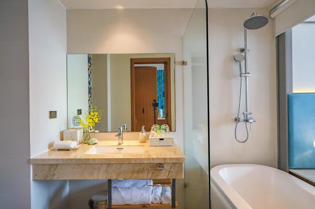 غرفة بريميير ديلوكس بسريرين منفصلين بإطلالة على المدينة، Seaesta Hotel Nha Trang 6/7