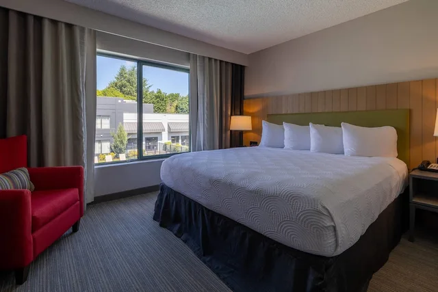 جناح بسرير كينج بغرفة نوم واحدة مع أريكة، Country Inn Suites By Radisson Seattle Bothell Wa 2/10