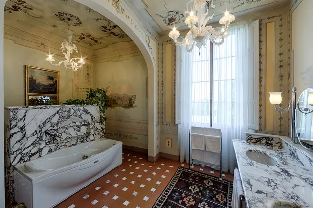 Junior Suite, Villa, 1 Double and 1 Single Bed، Villa Olmi Firenze 5/7