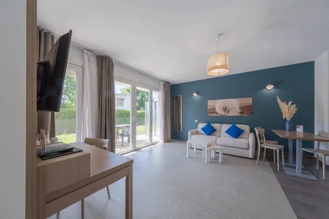 Upgrade, Queen Bed، Comfort Aparthotel Cannes Mandelieu 8/10
