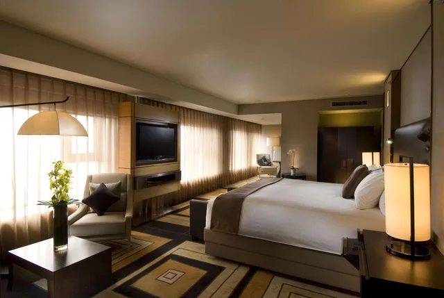 Lifestyle, Executive, Suite, King Bed، Hilton Beijing Wangfujing 2/4