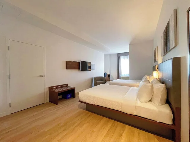 Suite, 2 Queen Beds, Sofa, Quality Inn Quebec City 1/9