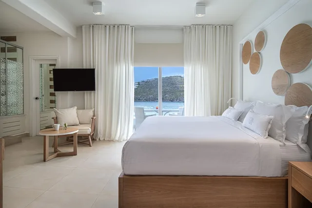 Sunshine, Junior Suite, King Bed, Sea View, Sofa، Nissaki Boutique 4/8