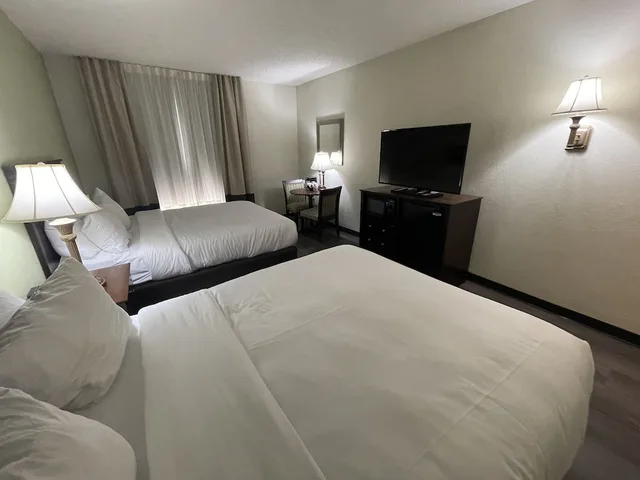 جناح بسريرين كوين، Comfort Inn Pinehurst NC 7/10