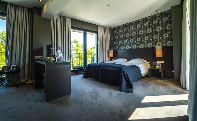 جناح بسرير كينج، Modus Hotel 3/7
