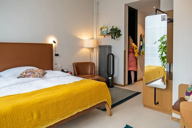 غرفة ديلوكس بسرير كينج بشرفة، Nomad Design Lifestyle Hotel 4/10