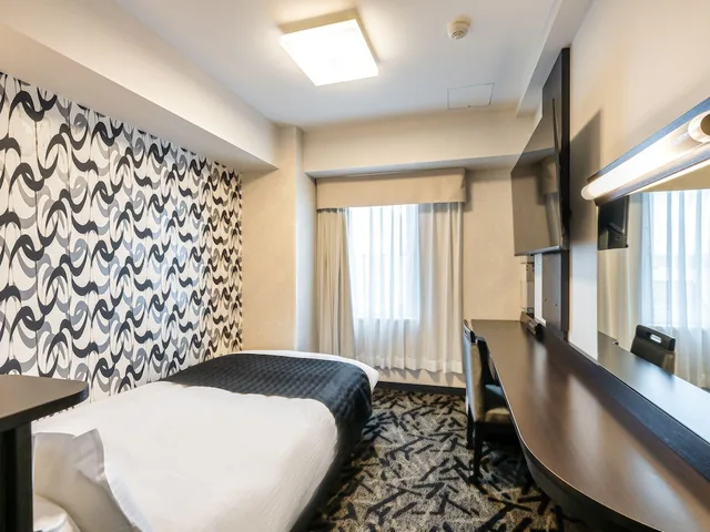 Semi Room, Semi Double Bed, Main Building، Apa Villa Hotel Tsubamesanjo-Ekimae 1/6