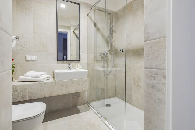 غرفة قياسية بسريرين كوين، Lubhotel 5/6