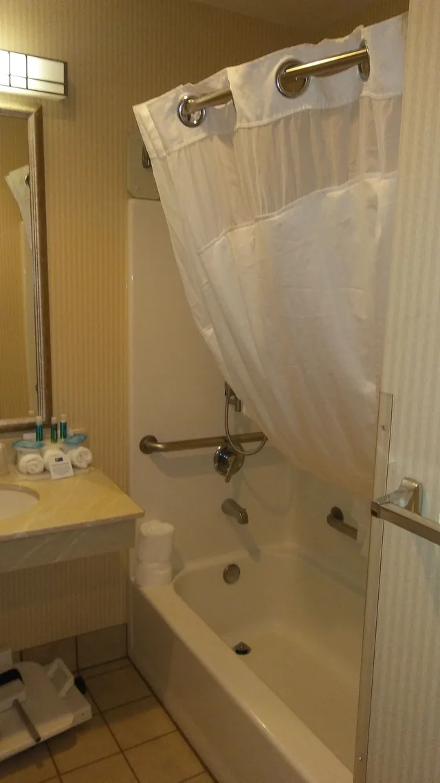 غرفة قياسية بسرير كينج، Best Western Bend North 9/9