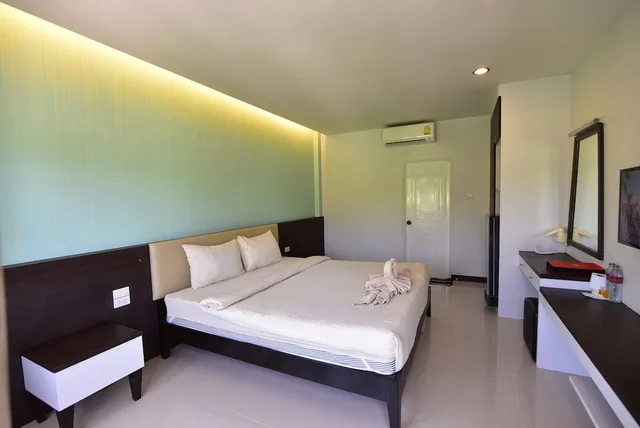 فيلا بسرير كينج، Varin Beach Resort 4/6