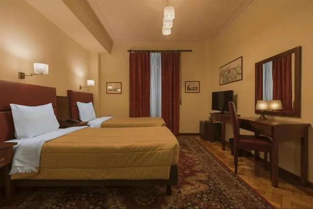 غرفة قياسية ثلاثية بسرير مزدوج مع أريكة، Pao de Acucar Hotel 1/3