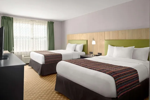 غرفة بسريرين كوين لذوي الإعاقة، Country Inn & Suites by Radisson, Gettysburg, PA 1/3