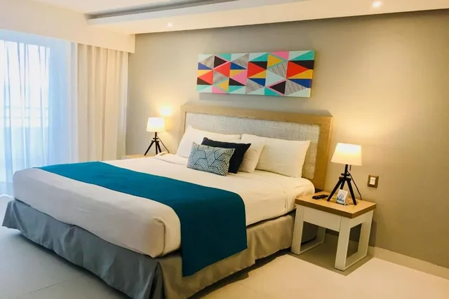 غرفة ديلوكس بسرير كينج بإطلالة على الحديقة بشرفة، Casa Marina Sosua, Trademark by Wyndham All Inclusive 1/1