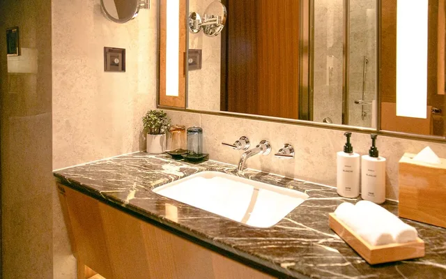 جناح جونيور بسرير كينج، Intercontinental Changsha 8/8
