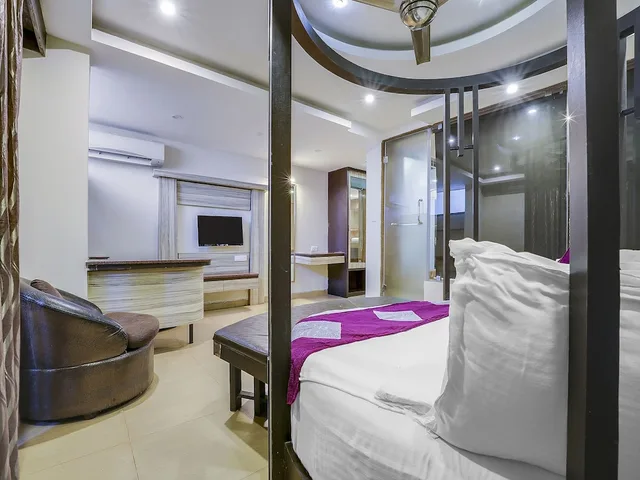Grand, Maharaja, King Bed, Hot Tub, Bathtub، Grandeur De Sanchi 8/10