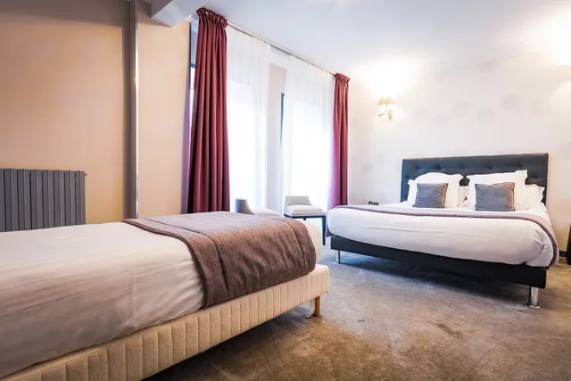 غرفة سوبيريور ثلاثية، Grand Hotel Du Luxembourg 1/5