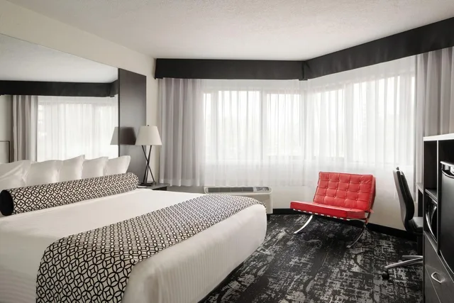 غرفة ديلوكس بسرير مزدوج بشرفة، Centennial Hotel Spokane 1/2