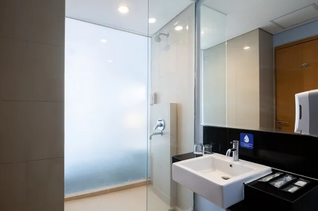 غرفة تنفيذية بسرير كينج، Luminor Hotel Metro Indah Bandung 5/5