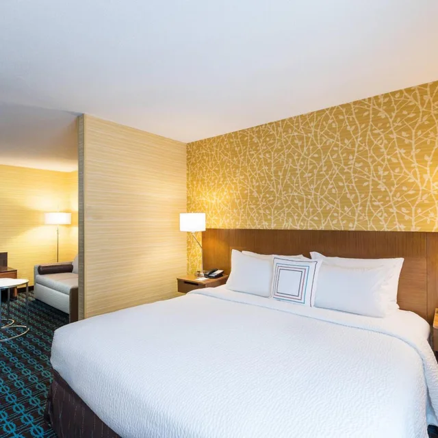 استوديو بسرير كينج مع أريكة بحوض استحمام لذوي الإعاقة، Fairfield by Marriott Inn & Suites Uncasville Mohegan Sun Area 1/9