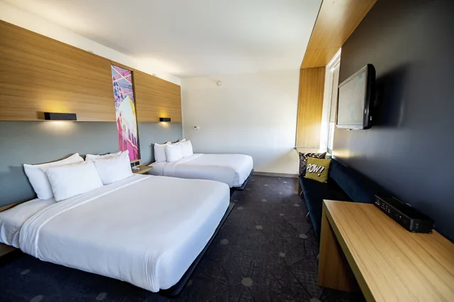 Aloft, 2 Queen Beds، Aloft Tulsa 1/7