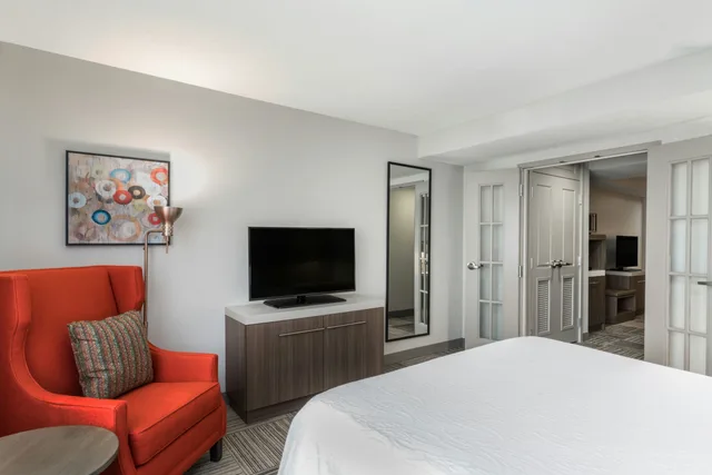 جناح جونيور بسرير كينج، Hilton Garden Inn Syracuse 2/2