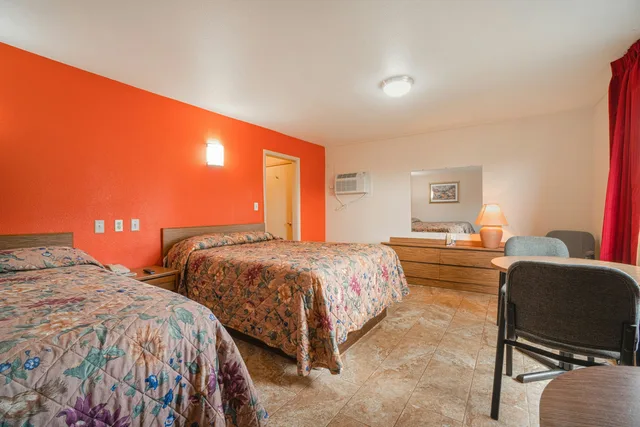 غرفة بسريرين كوين، Vali Ho Motel By OYO Weslaco Mercedes 3/7