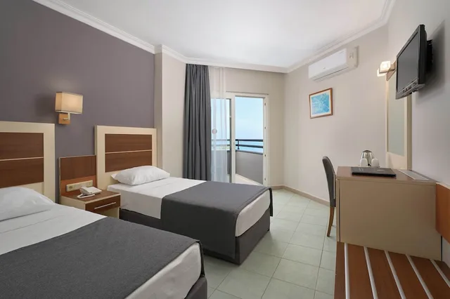 غرفة قياسية بسرير مزدوج، Krizantem Hotel 2/3