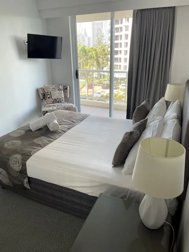 شقة بسرير كوين بغرفة نوم واحدة، Crest Apartments 3/9