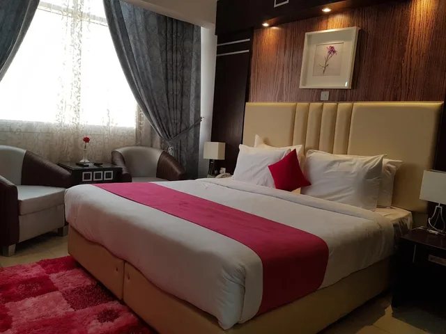 غرفة ديلوكس بسرير كينج، Kuwait Continental Hotel 6/10