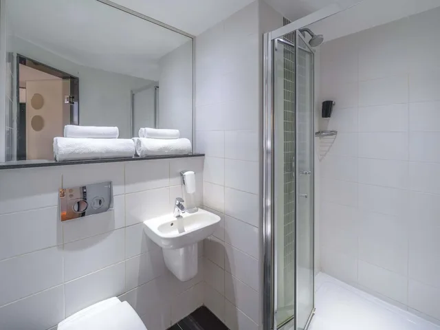 غرفة قياسية بسريرين منفصلين، ibis Styles Nairobi Westlands 7/7