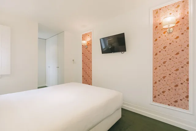 فيلا بسرير كوين بغرفة نوم واحدة مع أريكة بحوض جاكوزي، Torel Palace Lisbon 1/7
