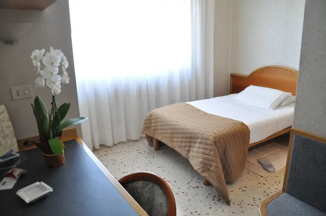 غرفة مفردة، Hotel Maja 4/6