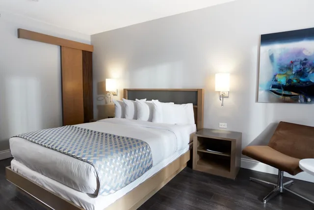غرفة بسرير كوين في الطابق الأرضي، Hotel Cofortel 2/5