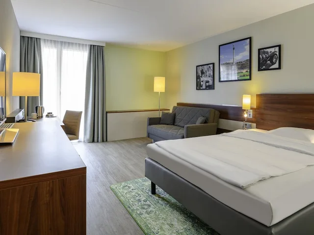 غرفة سوبيريور بسرير كوين مع أريكة، Mercure Hotel Stuttgart Sindelfingen an der Messe 3/6