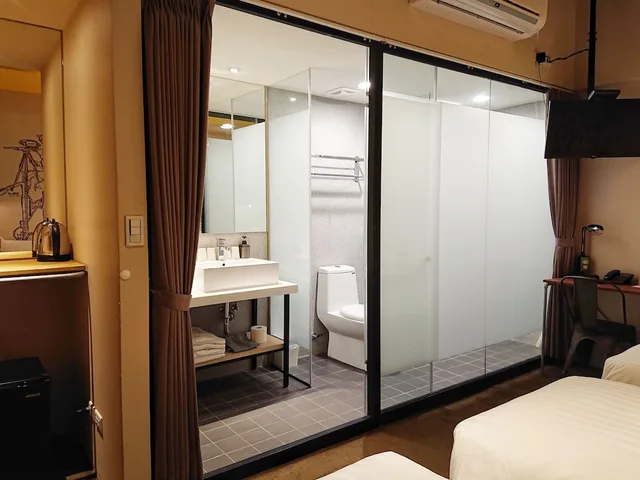 Basic, Triple, 3 Beds, No Window، Cho Hotel 9/10