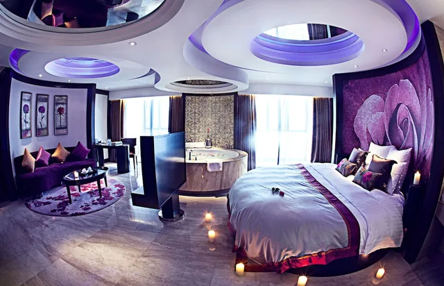 Deluxe, Suite, King Bed, Nanning Landmark Hotel 1/1