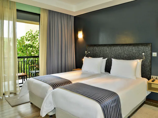 Standard, Mantis Epic Hotel And Suites 7/10