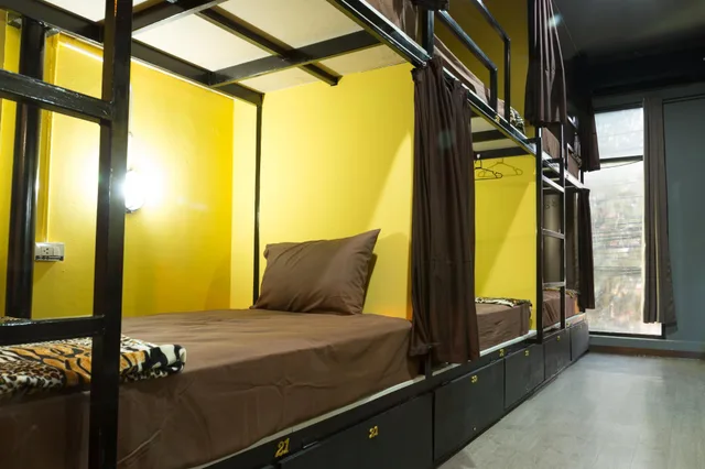 Female Dorm, Female Only, 12 Beds, 12 Bunk Beds, Shared Bathroom، Iris Hostel 1/1