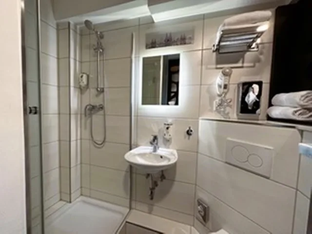 Panorama, Suite, 2 Double Beds, 2 Sofa، Rhein Hotel St.Martin 2/3