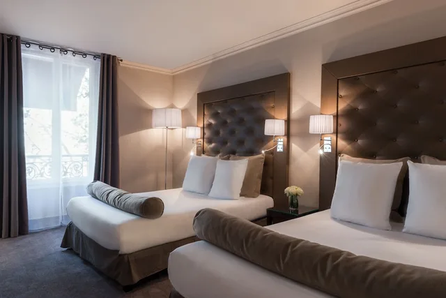 Executive, 1 Queen and 1 Murphy Bed, Queen Murphy Bed، Hotel Saint Cyr Etoile 7/10
