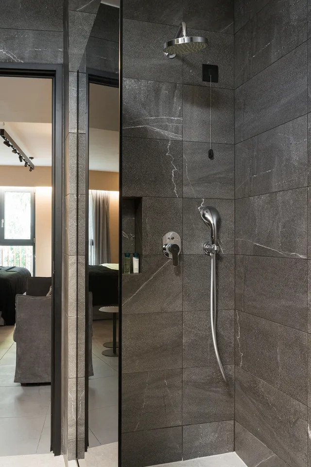جناح جونيور بسرير كوين مع أريكة، 11 Enteka Acropolis Suites 6/7