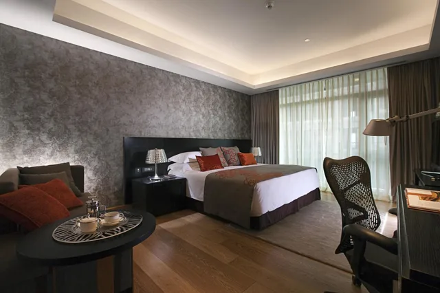 غرفة فاخرة، IIDL Suites 2/3