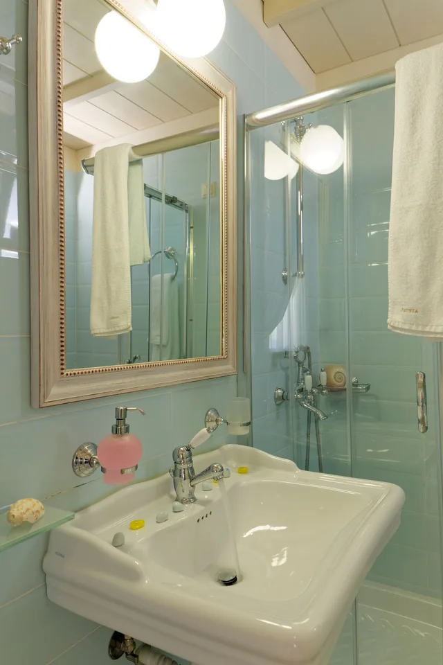 جناح سوبيريور بسريرين منفصلين بغرفة نوم واحدة مع أريكة، Ionia Suites 5/5