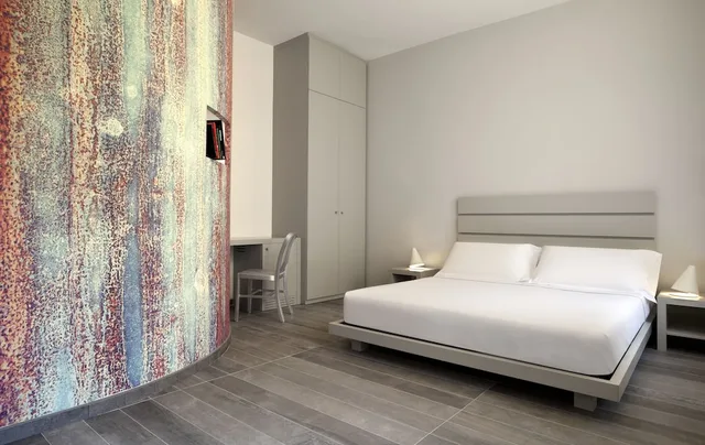 غرفة قياسية بسرير كوين، La Chambre Milano 1/1