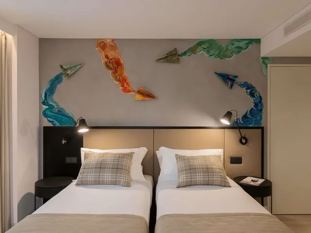 غرفة سوبيريور بسريرين منفصلين، Ibis Styles Lisboa Aeroporto 4/10